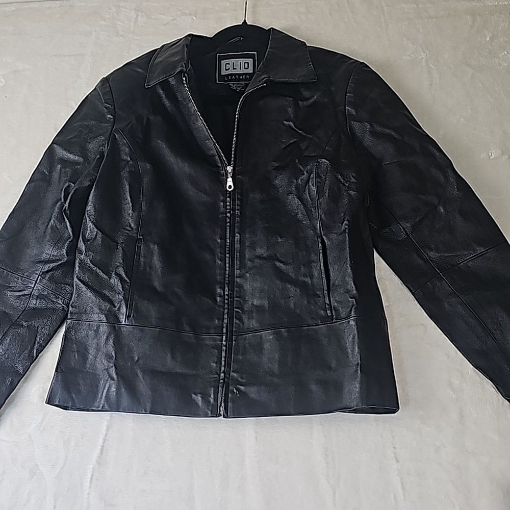 Vintage CLIO leather jacket Medium Women’s 100% Leather Shell RN-58985 retro 90s